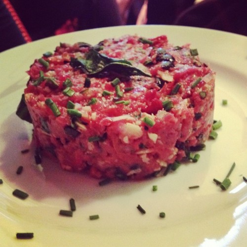 The Steak Tartare at Le Floreal in Goncourt / Belleville
