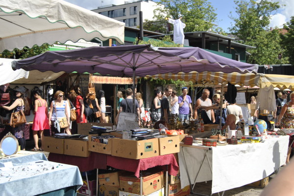mauerpark berlin flea market VINTAGE Vinyl Records
