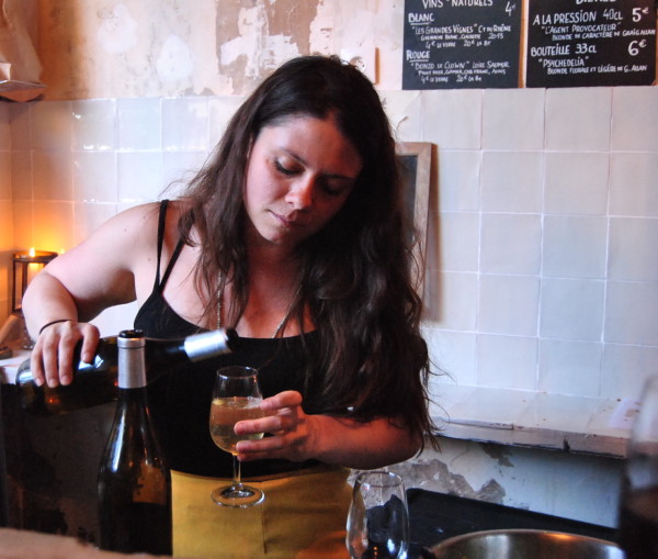 mardi wine bar paris chambre noir