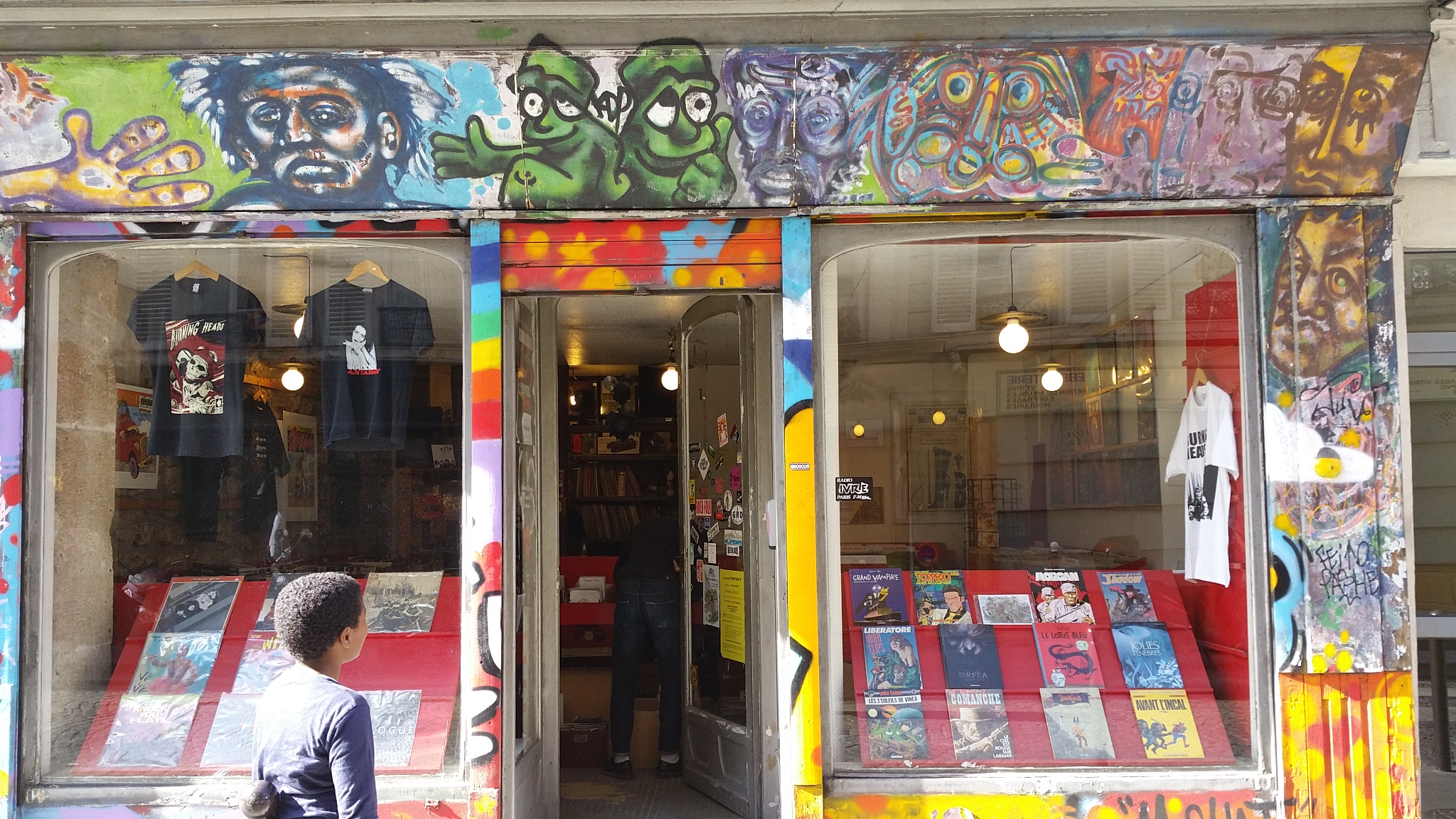 record shop paris montmartre