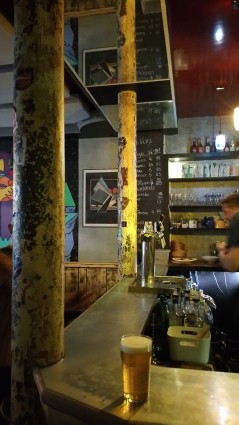 inside la petite chaufferie bar bio craft
