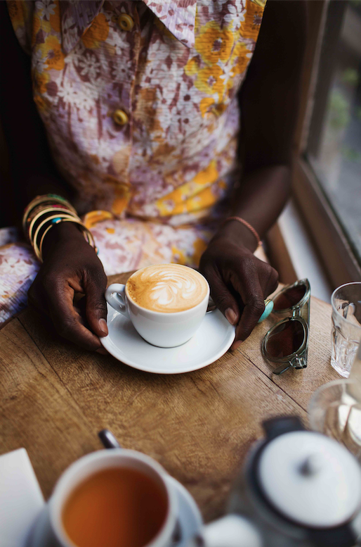 coffee shops in paris by Yanique