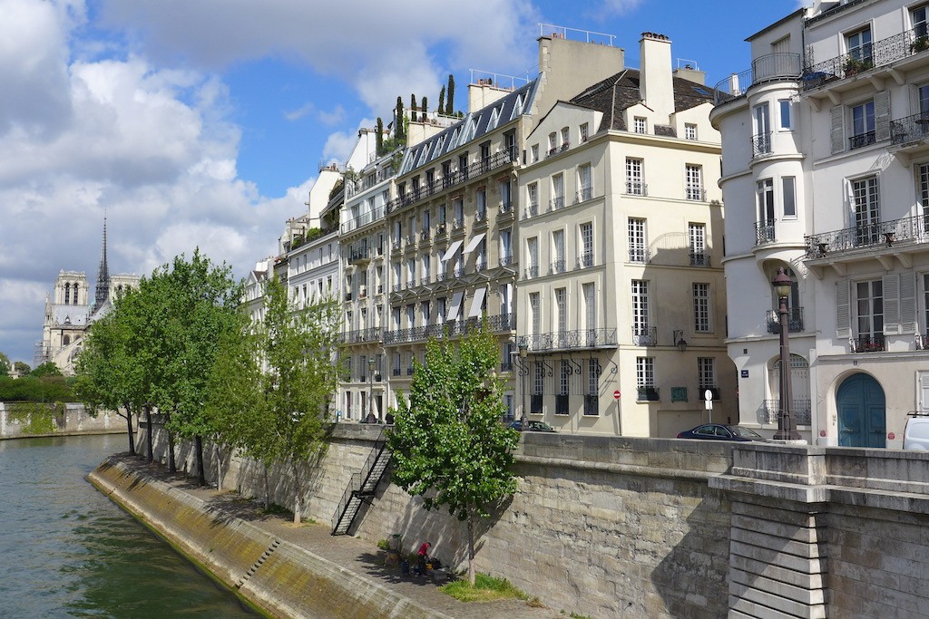 via www.goodmorningparis.fr