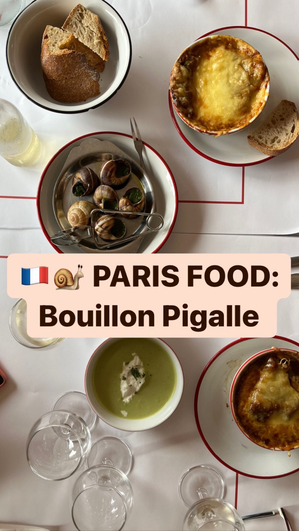 🇫🇷🐌 PARIS FOOD: this is one of my of my favorite places in Pigalle for décent well priced traditional French food. A stones throw from Moulin Rouge 
/
Want to try Snails and French Onion Soup??😜😋🤗
/
And they have a new location near metro République too. 
#parisfood #myparisianlife #paris #travelerinparis #seemyparis #paristourguide #montmartremylove