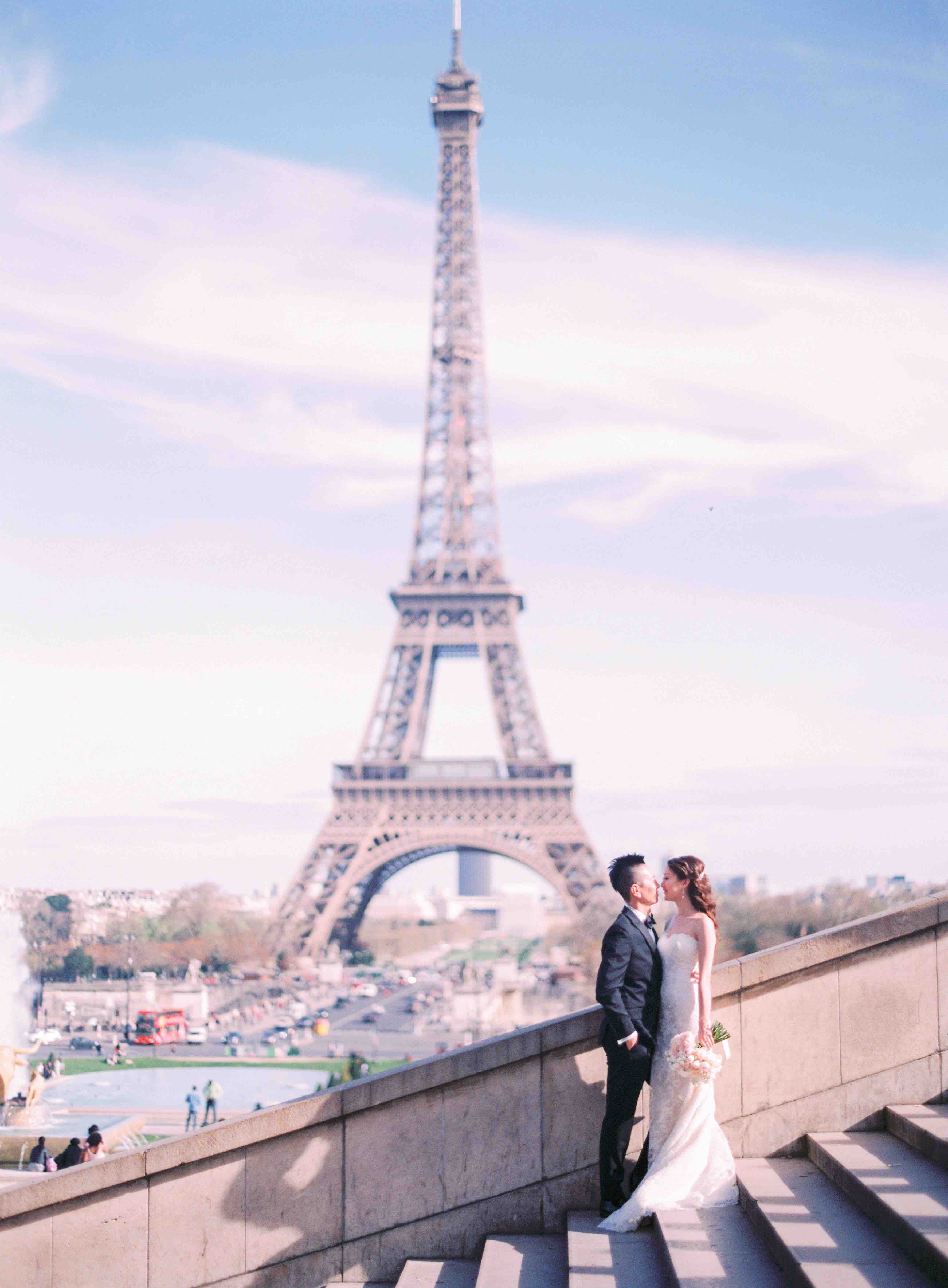 The 10 Most Romantic Places To Take a Photo in Paris